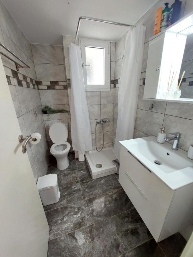 Crystal Home Near Airport Артеміда Екстер'єр фото